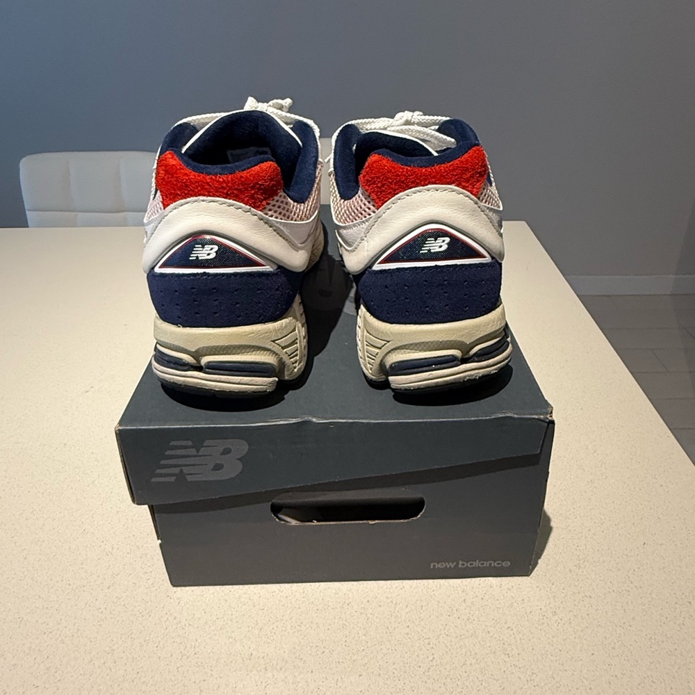New Balance 2002R - Picture 6 of 7